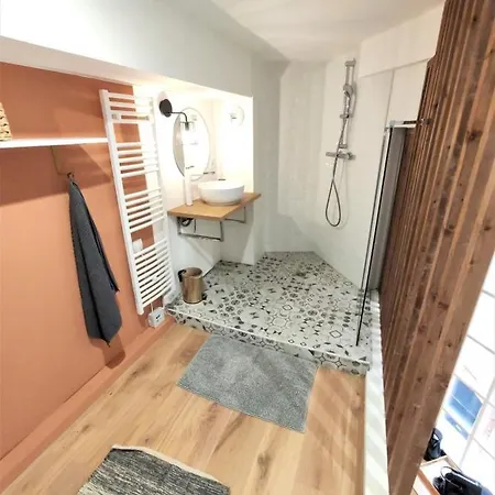 Le Lanternier - Hypercentre Les Quais - Netflix טולוז